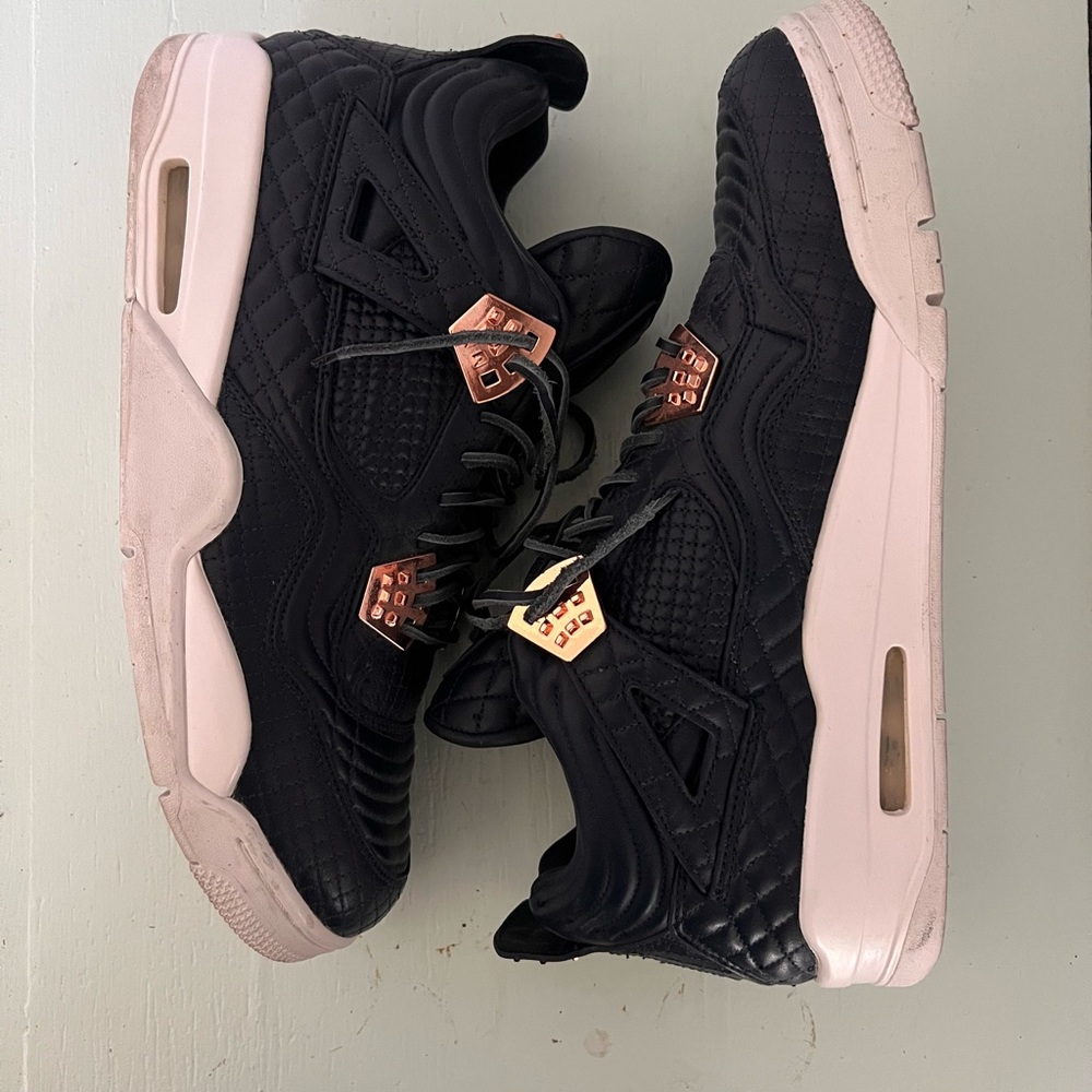 Jordan Retro 4 Navy Blue